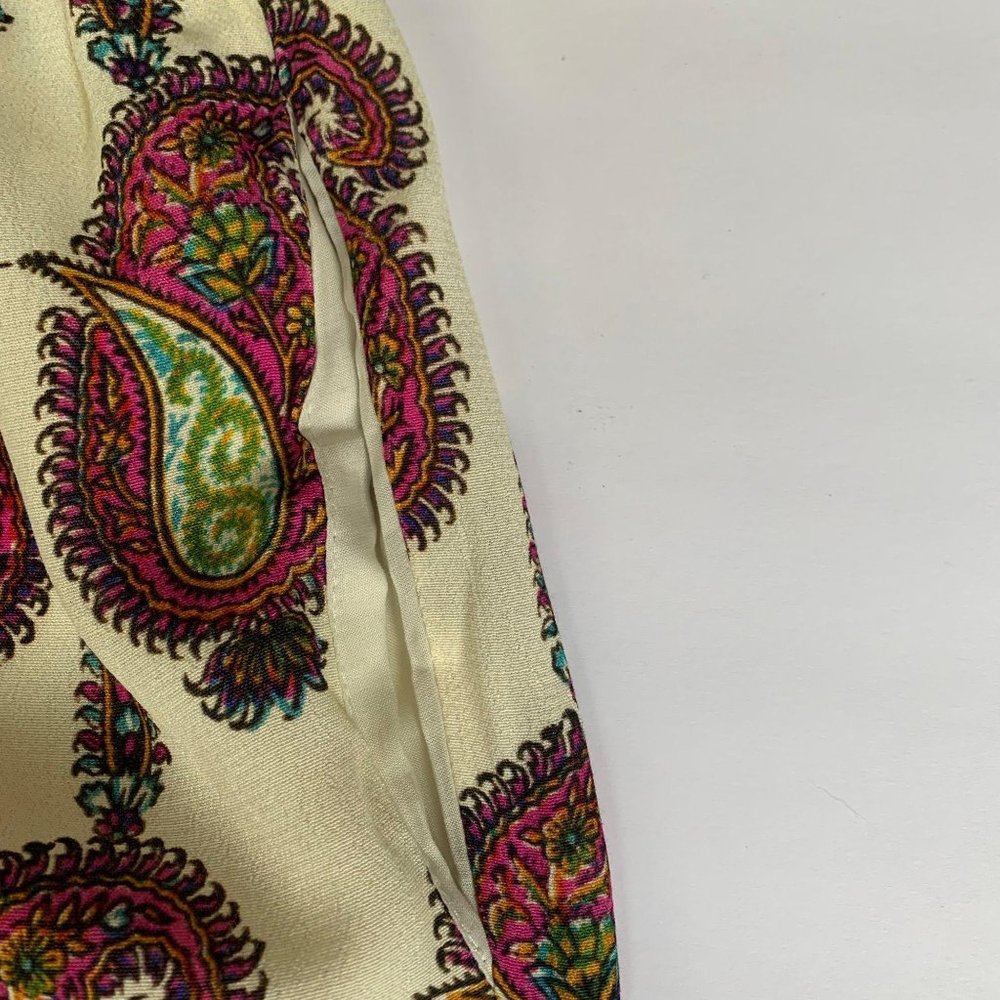 Anthropologie ett twa Scarf-Printed Shorts Size S - Picture 4 of 5